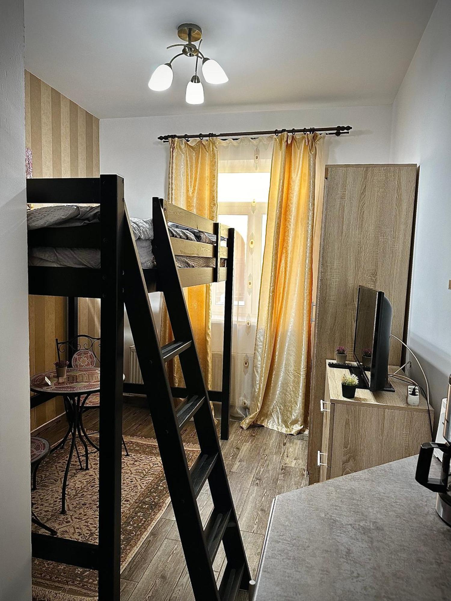 Ada'S Luxury Apartament&Studio - Old City Brasov Ngoại thất bức ảnh