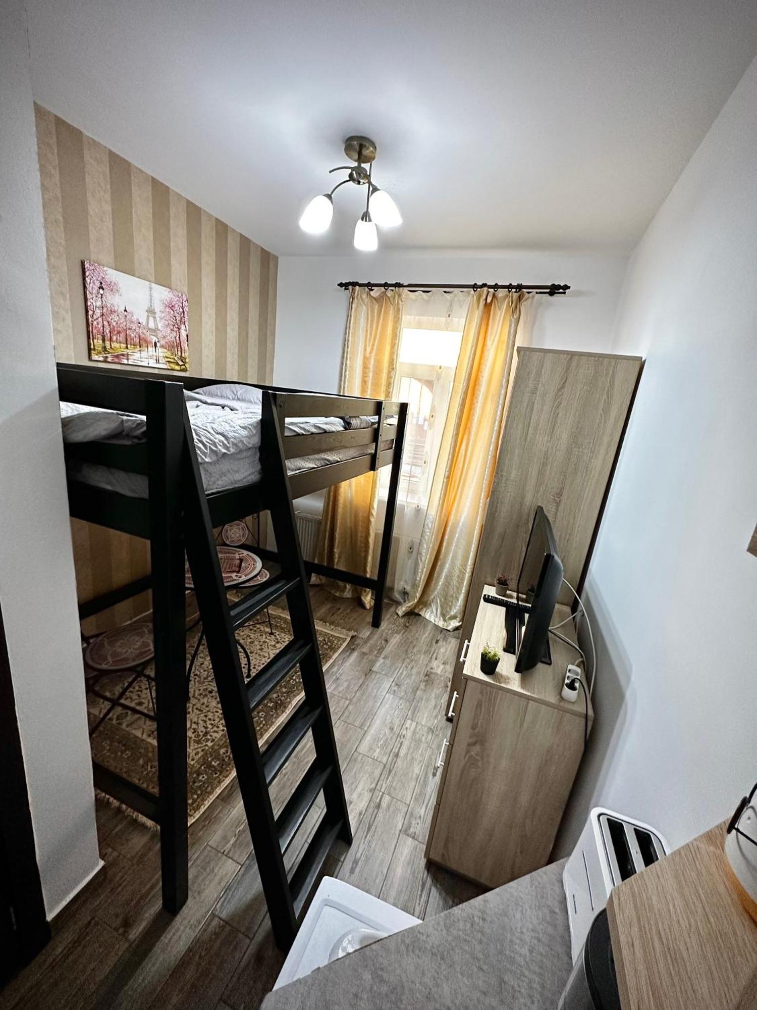 Ada'S Luxury Apartament&Studio - Old City Brasov Ngoại thất bức ảnh