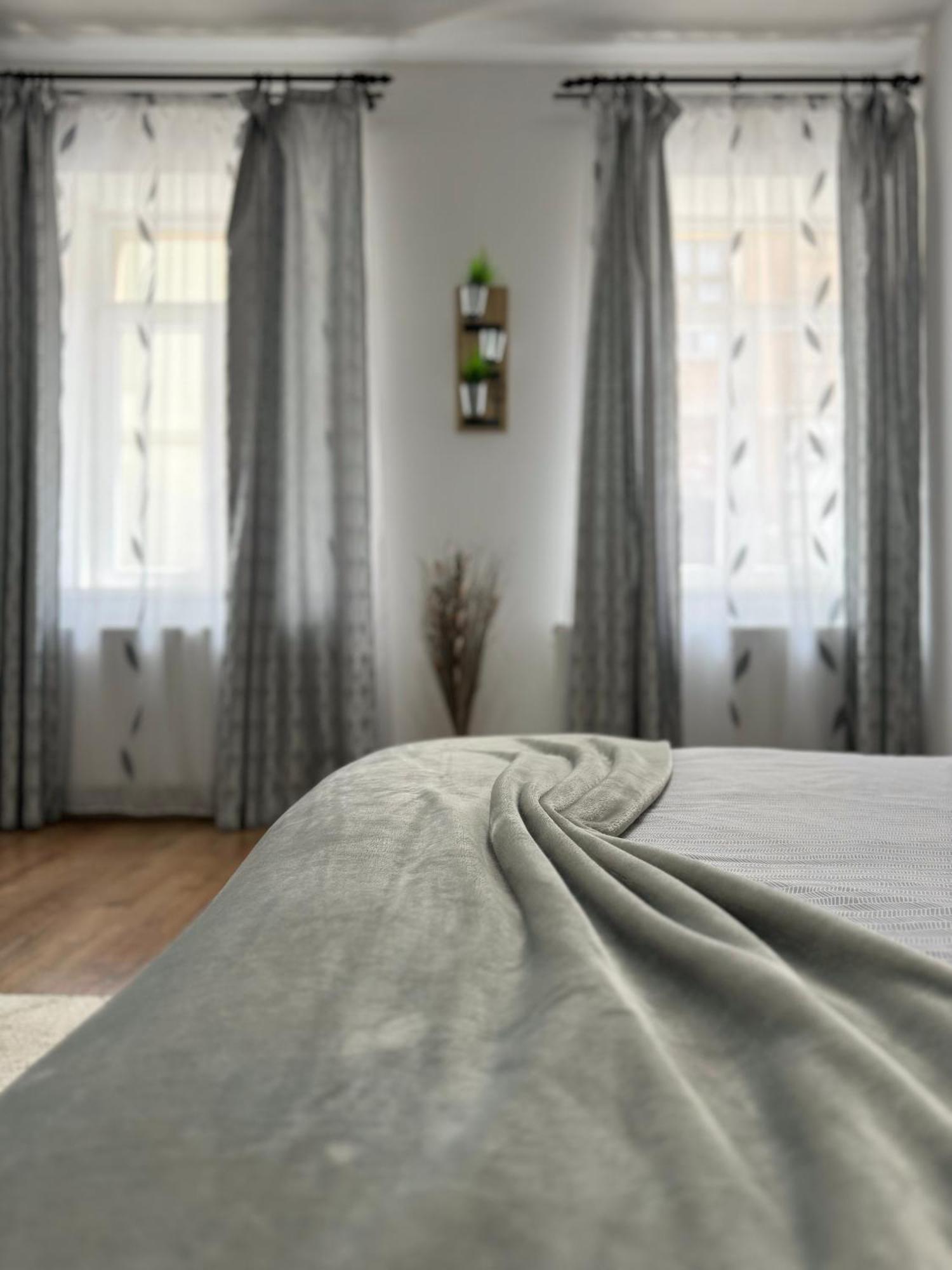 Ada'S Luxury Apartament&Studio - Old City Brasov Ngoại thất bức ảnh